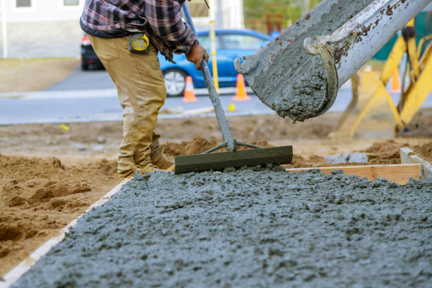Best Concrete Driveway Installation in Columbia Heights, MN